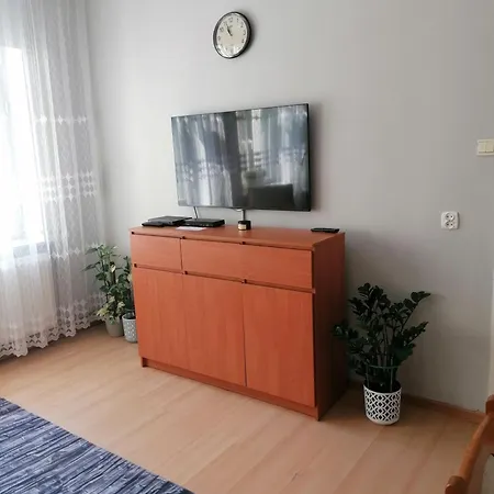 Mieszkanie W Kamienicy Przy Starowce